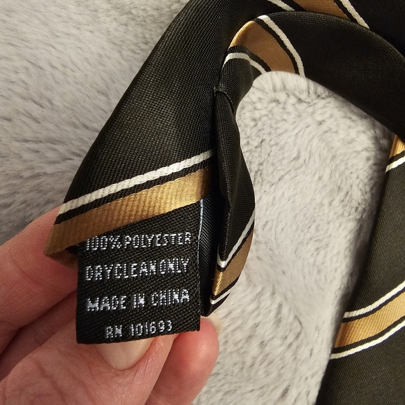 NFL New Orleans Saints Black and Gold Necktie. - Picture 5 of 6